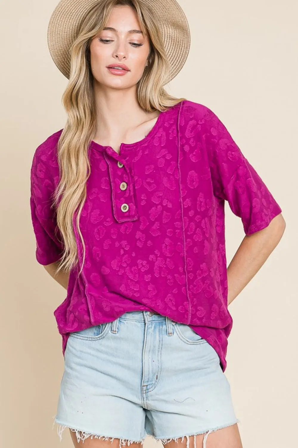 *APP EXCLUSIVE* Leopard Textured Top