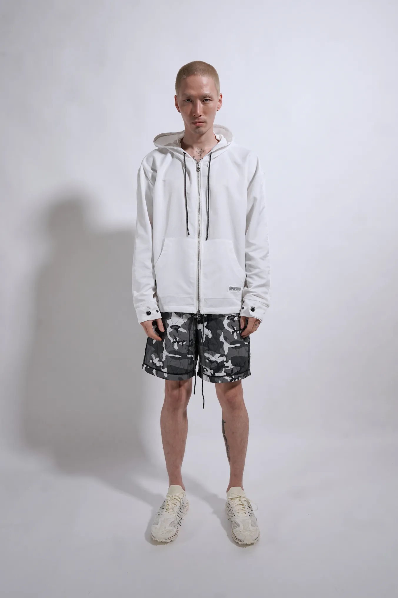 CREWNECK X ZIP UP HYBRID