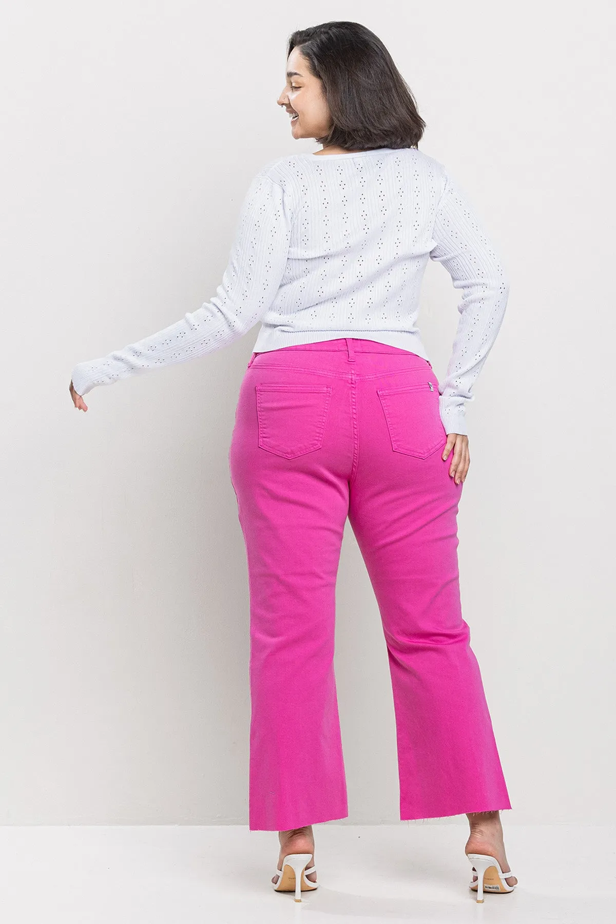 MID RISE PLUS KICK FLARE JEANS IN FUCHSIA / SP-P12419FU-PL